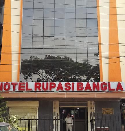 Отель Rupasi Bangla Калькутта Экстерьер фото